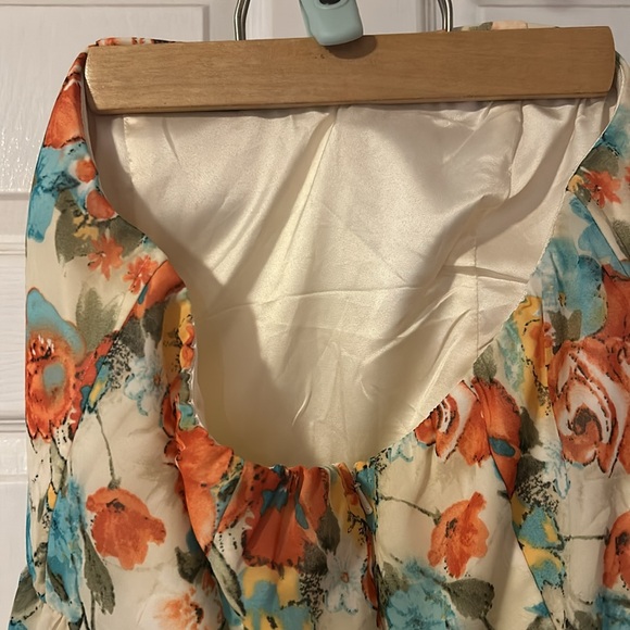 Beautiful Strapless Floral Garden Party Full Length Flowy Dress - Picture 9 of 10